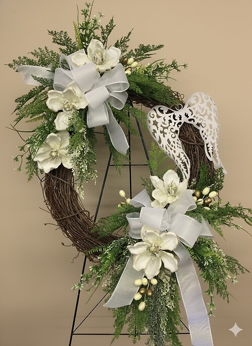 Magnolia Silk Wreath